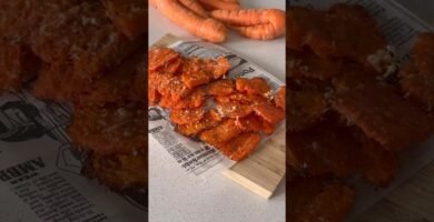 comida rápida y saludable con freidora de aire de zanahoria crujiente