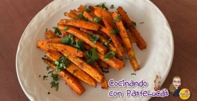 plato principal bajo en calorías en freidora de zanahoria con especias