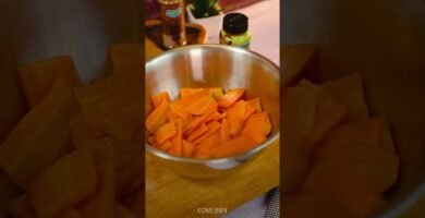snack ligero hecho en freidora de aire de zanahoria vegana